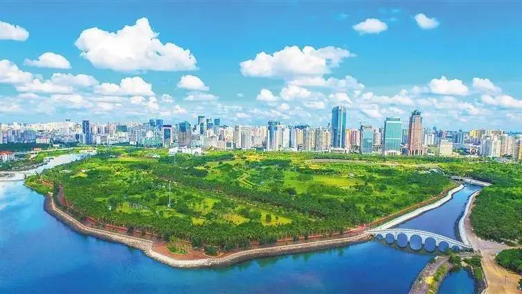 99%的商品零關(guān)稅！海南自貿(mào)港法敲定特殊稅制，零關(guān)稅、低稅率、簡稅制應(yīng)揚長避短！